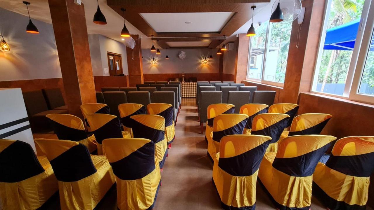Hotel La Serene Mattannur Mattanur エクステリア 写真